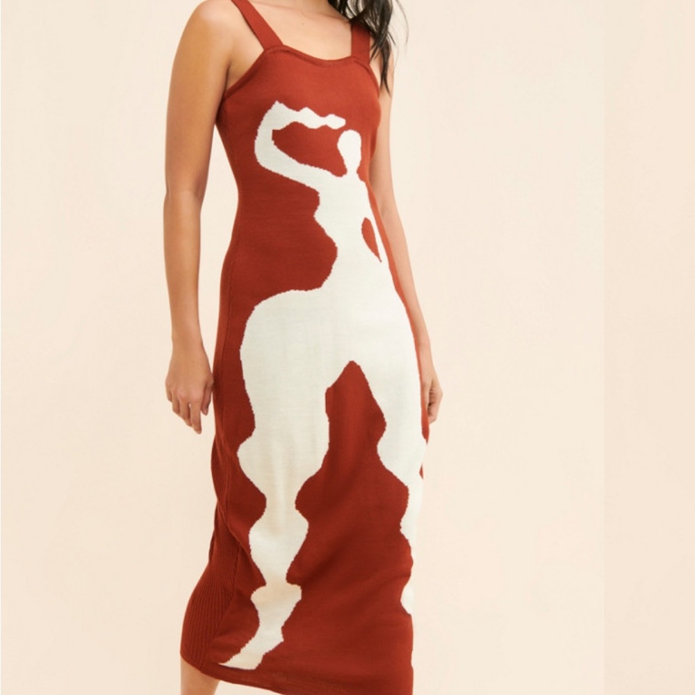 SELFI Artistic Red and White Midi Dress
